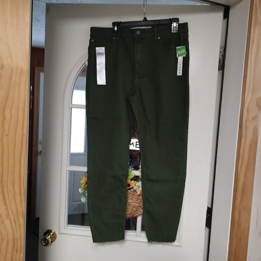 New Tinseltown Olive Green Midrise Skinny Jeans Size Junior 15